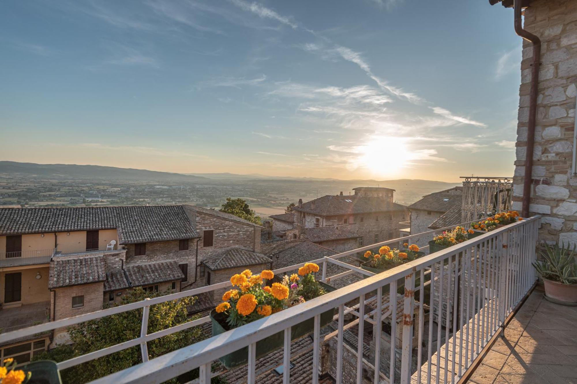 Hotel Umbra Assisi Exterior photo