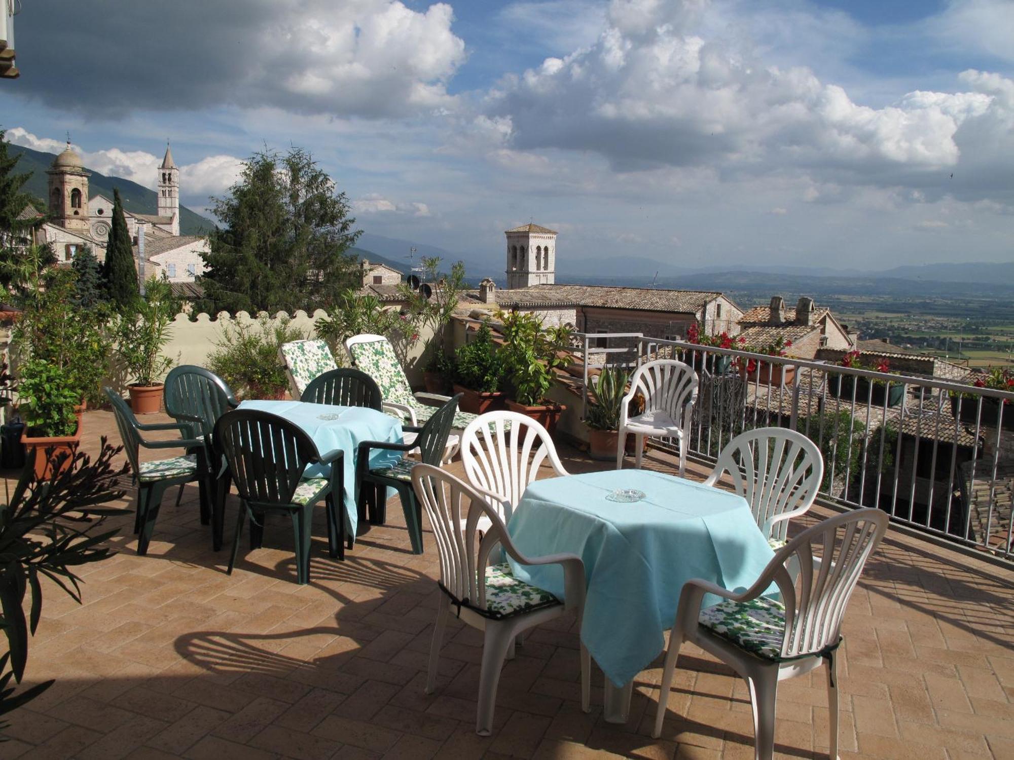 Hotel Umbra Assisi Exterior photo