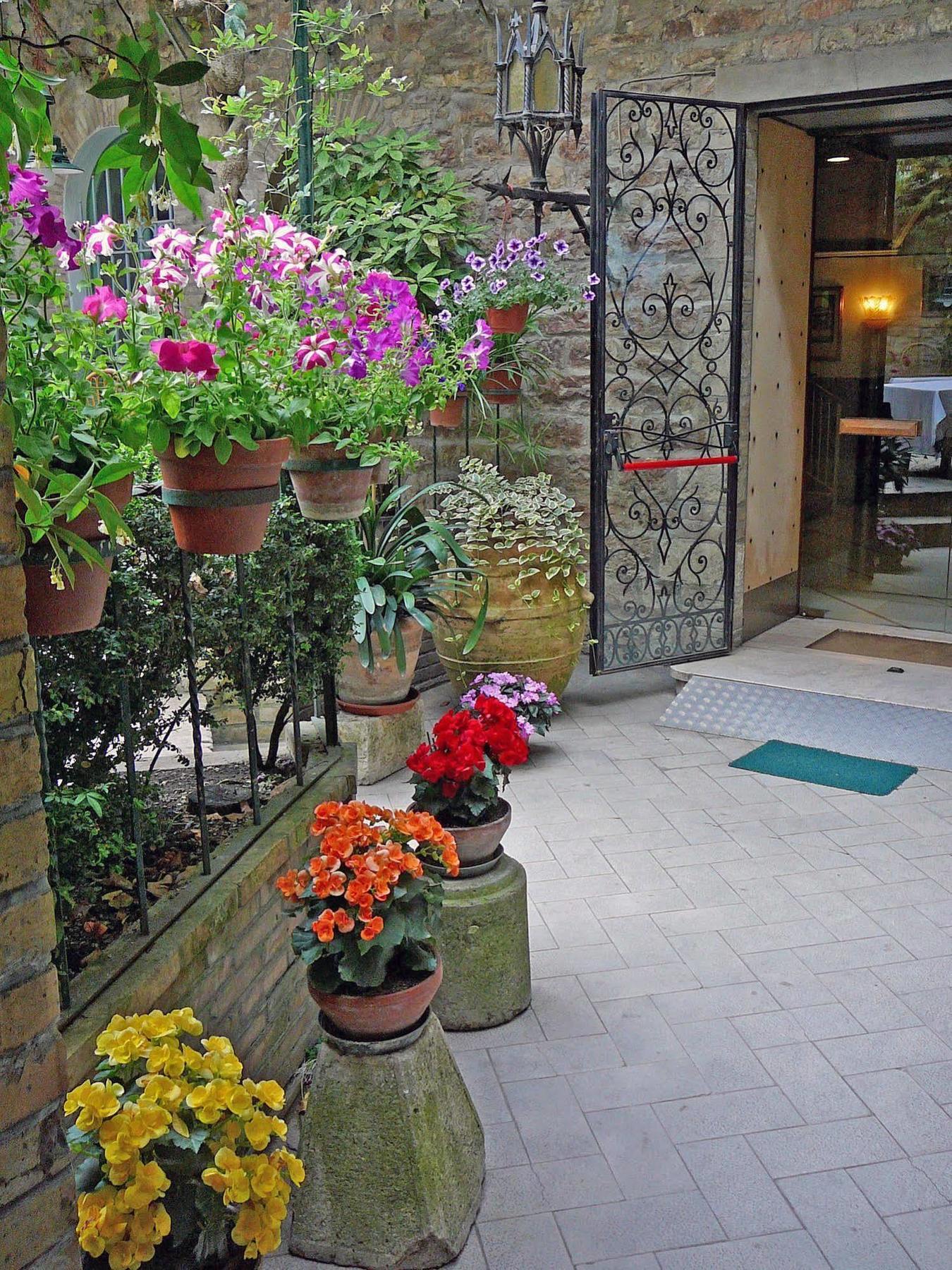 Hotel Umbra Assisi Exterior photo