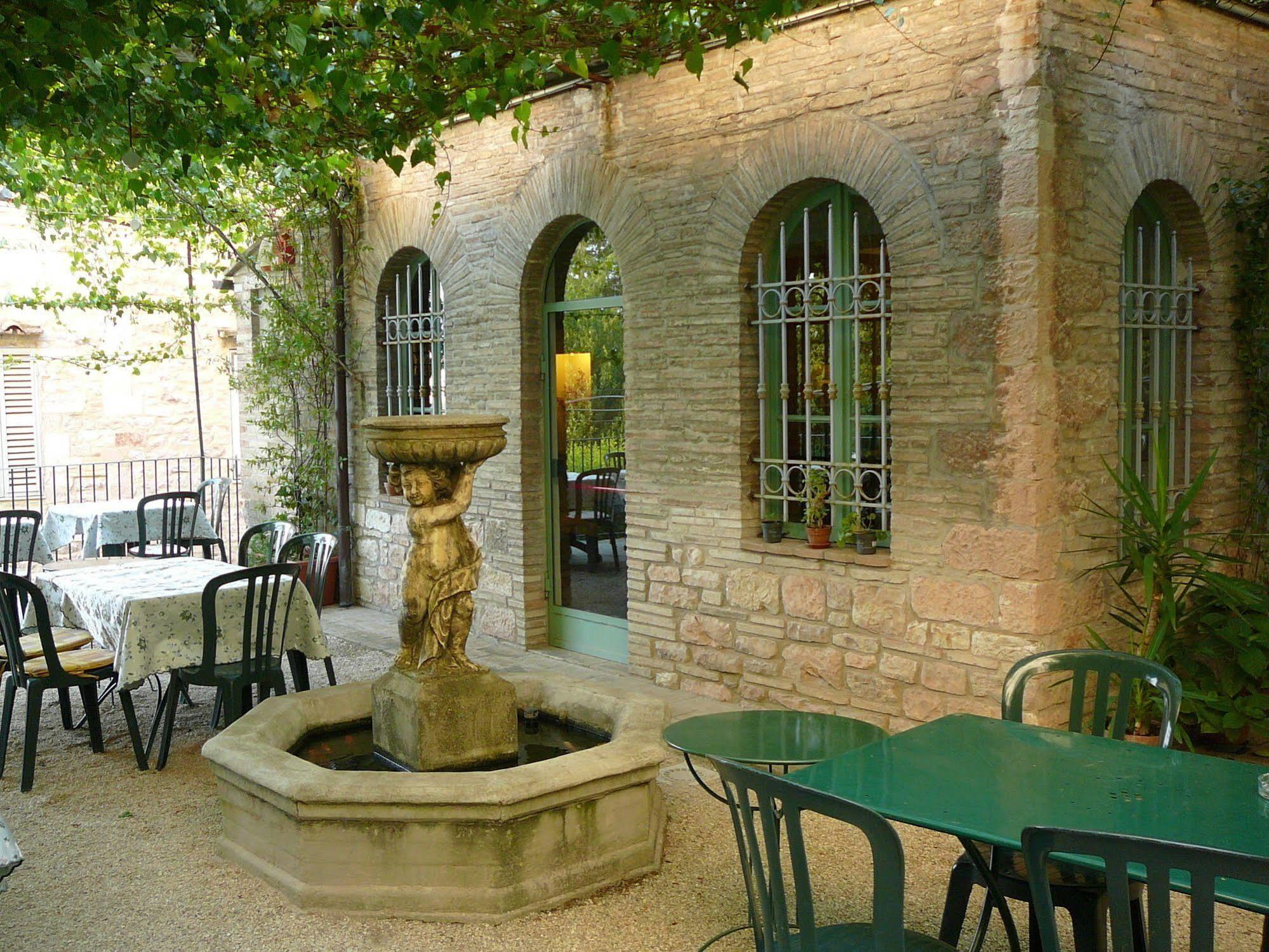 Hotel Umbra Assisi Exterior photo