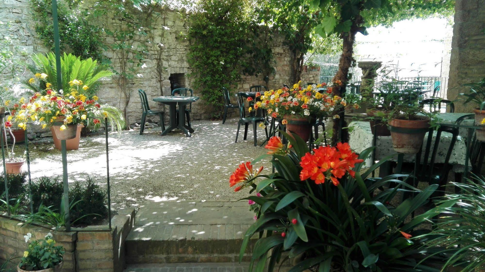 Hotel Umbra Assisi Exterior photo